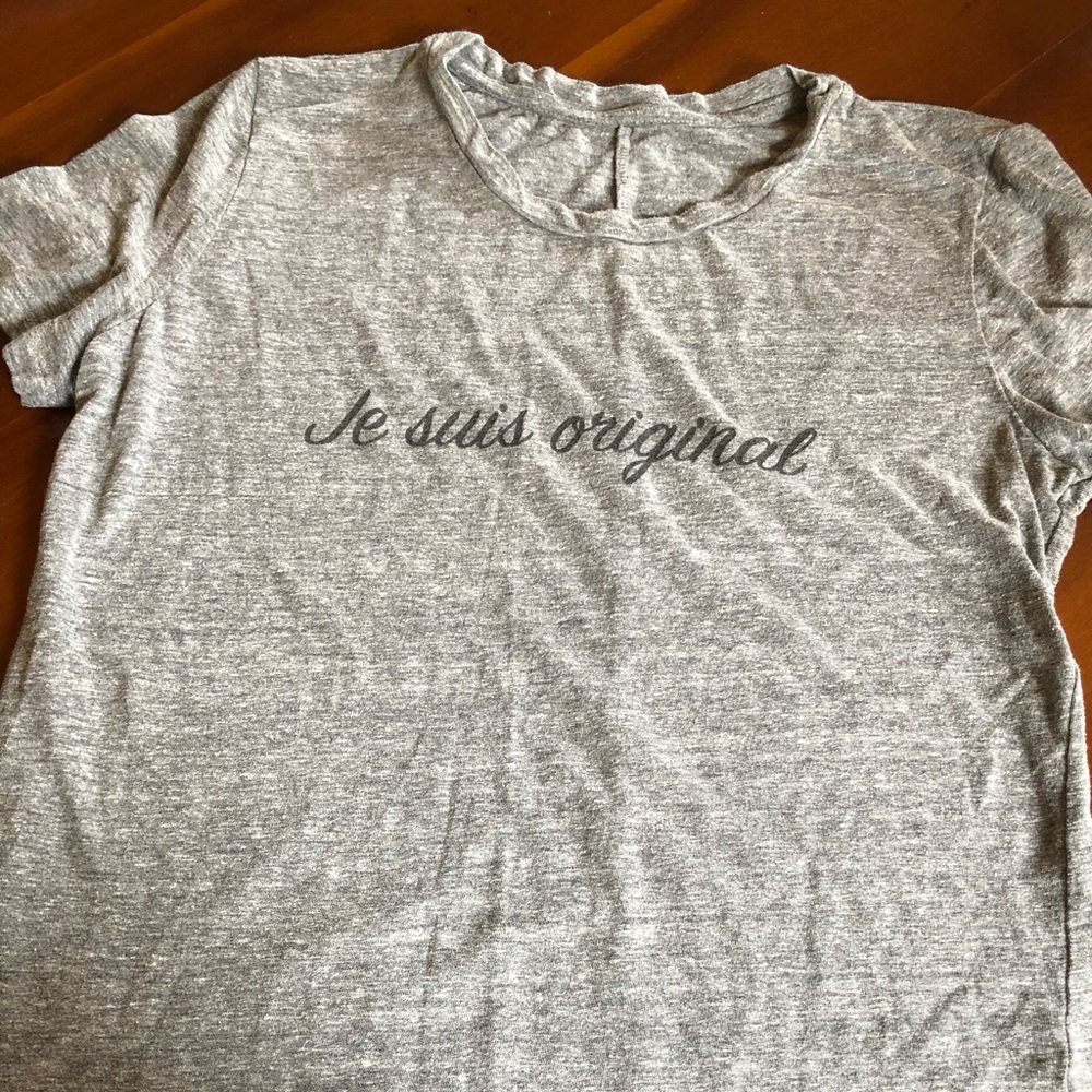 Revolve graphic Tee - Size Small